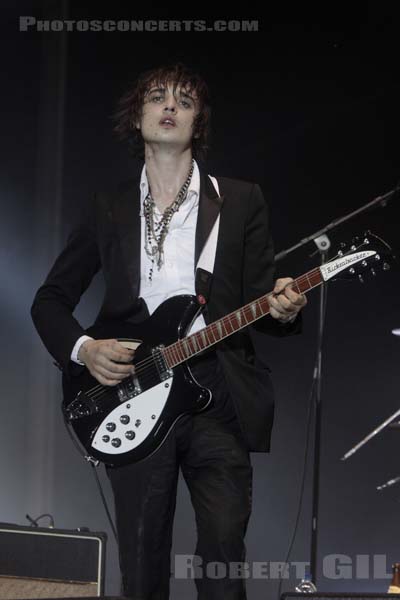 BABYSHAMBLES - 2008-09-13 - LA COURNEUVE - Parc Departemental - Grande Scene - Peter Doherty